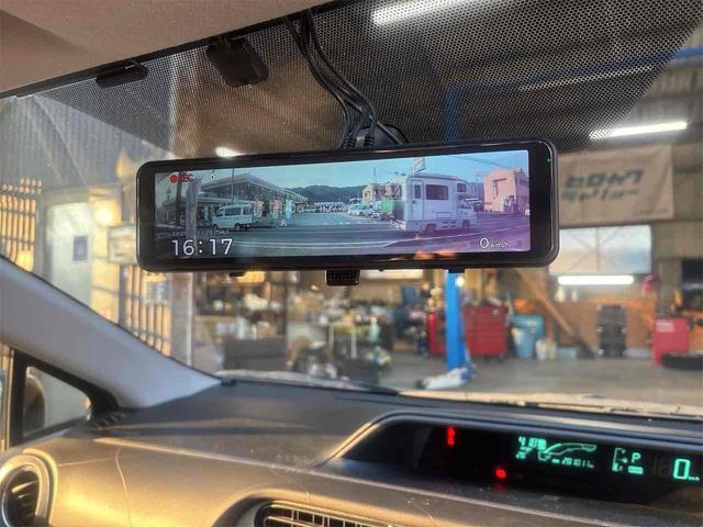 アクア Ｇ　ＥＴＣ　バックカメラ　ナビ　ＴＶ　アルミホイール　キーレスエントリー　電動格納ミラー　ＣＶＴ　衝突安全ボディ　ＡＢＳ　ＥＳＣ　ＣＤ　ＵＳＢ　エアコン　パワーステアリング　パワーウィンドウ（10枚目）