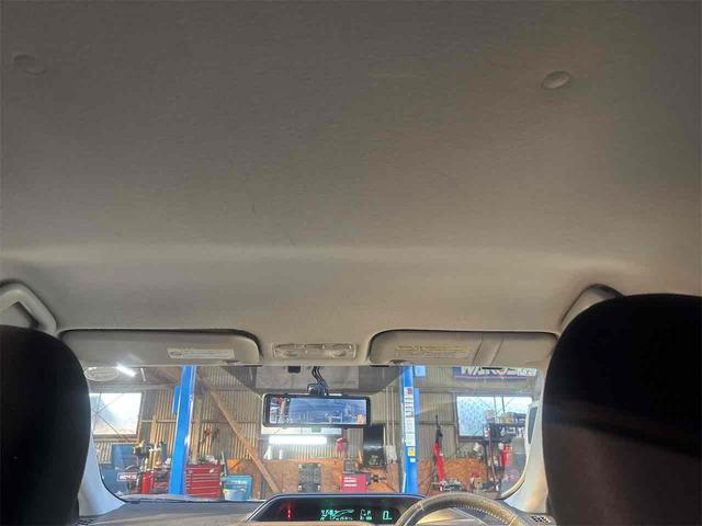 アクア Ｇ　ＥＴＣ　バックカメラ　ナビ　ＴＶ　アルミホイール　キーレスエントリー　電動格納ミラー　ＣＶＴ　衝突安全ボディ　ＡＢＳ　ＥＳＣ　ＣＤ　ＵＳＢ　エアコン　パワーステアリング　パワーウィンドウ（22枚目）