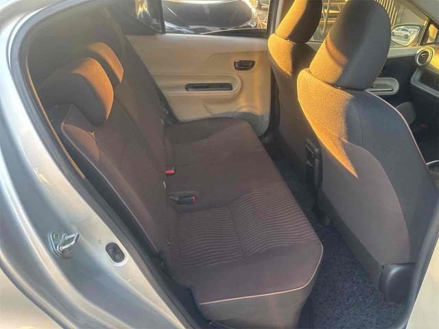 アクア Ｇ　ＥＴＣ　バックカメラ　ナビ　ＴＶ　アルミホイール　キーレスエントリー　電動格納ミラー　ＣＶＴ　衝突安全ボディ　ＡＢＳ　ＥＳＣ　ＣＤ　ＵＳＢ　エアコン　パワーステアリング　パワーウィンドウ（29枚目）