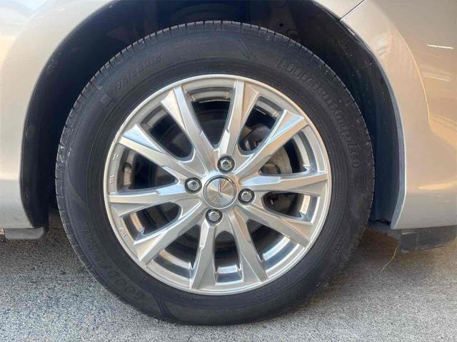 アクア Ｇ　ＥＴＣ　バックカメラ　ナビ　ＴＶ　アルミホイール　キーレスエントリー　電動格納ミラー　ＣＶＴ　衝突安全ボディ　ＡＢＳ　ＥＳＣ　ＣＤ　ＵＳＢ　エアコン　パワーステアリング　パワーウィンドウ（31枚目）