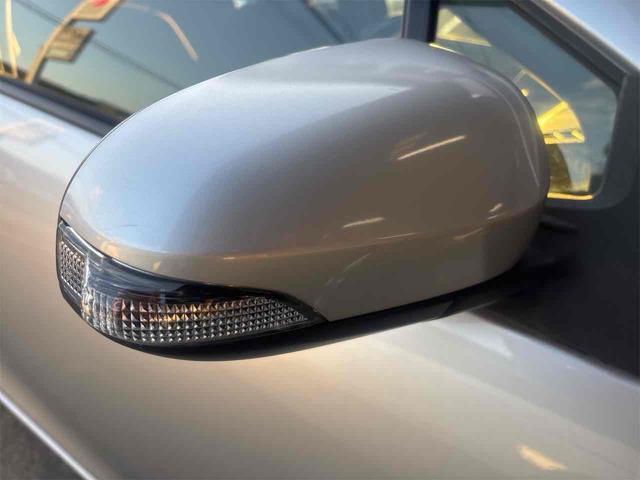 アクア Ｇ　ＥＴＣ　バックカメラ　ナビ　ＴＶ　アルミホイール　キーレスエントリー　電動格納ミラー　ＣＶＴ　衝突安全ボディ　ＡＢＳ　ＥＳＣ　ＣＤ　ＵＳＢ　エアコン　パワーステアリング　パワーウィンドウ（33枚目）