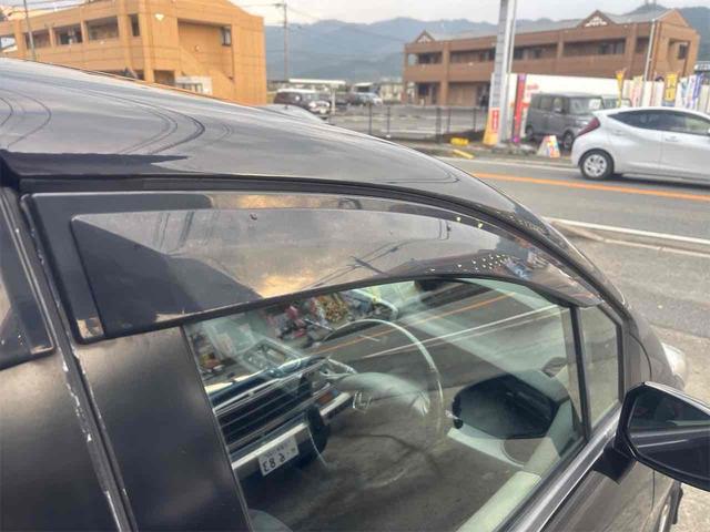 フリード Ｇ　エアロ　ジャストセレクション　ドライブレコーダー　ＥＴＣ　バックカメラ　ナビ　ＴＶ　両側スライド・片側電動　オートライト　スマートキー　電動格納ミラー　３列シート　ウォークスルー　ＣＶＴ　アルミホイール　記録簿　盗難防止システム（13枚目）