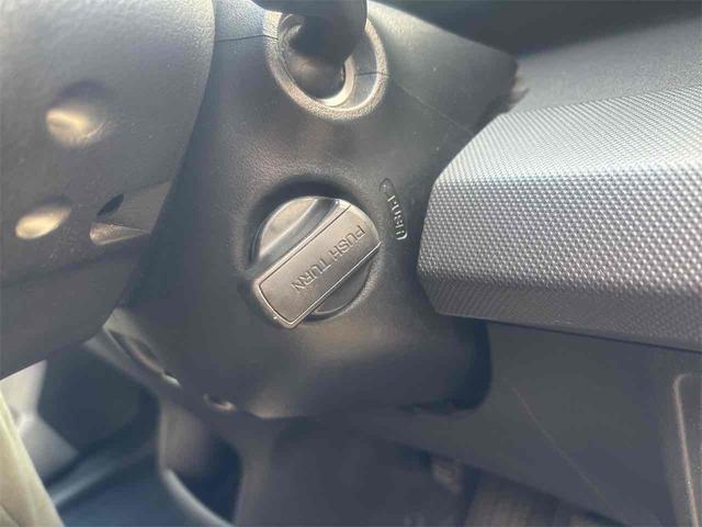 フリード Ｇ　エアロ　ジャストセレクション　ドライブレコーダー　ＥＴＣ　バックカメラ　ナビ　ＴＶ　両側スライド・片側電動　オートライト　スマートキー　電動格納ミラー　３列シート　ウォークスルー　ＣＶＴ　アルミホイール　記録簿　盗難防止システム（30枚目）