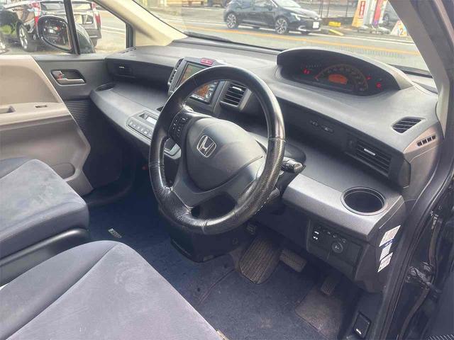 フリード Ｇ　エアロ　ジャストセレクション　ドライブレコーダー　ＥＴＣ　バックカメラ　ナビ　ＴＶ　両側スライド・片側電動　オートライト　スマートキー　電動格納ミラー　３列シート　ウォークスルー　ＣＶＴ　アルミホイール　記録簿　盗難防止システム（41枚目）