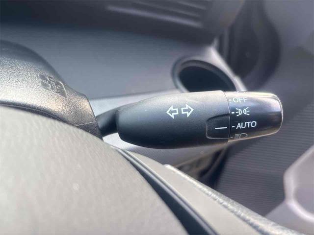 フリード Ｇ　エアロ　ジャストセレクション　ドライブレコーダー　ＥＴＣ　バックカメラ　ナビ　ＴＶ　両側スライド・片側電動　オートライト　スマートキー　電動格納ミラー　３列シート　ウォークスルー　ＣＶＴ　アルミホイール　記録簿　盗難防止システム（43枚目）