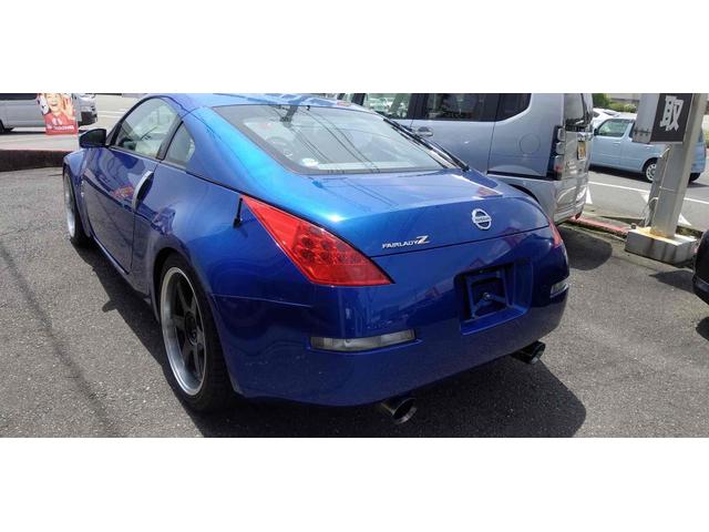 フェアレディＺ バージョンＳ　中期型　６ＭＴ　ブレンボ　タナベ車高調　イナズマＬＥＤヘッドライト　クラッチＮＩＳＭＯシングル　カロッツェリアスピーカー　ナビ　メーター海外仕様　ナルディ　中間ストレート　トラストマフラー　バイパー（2枚目）