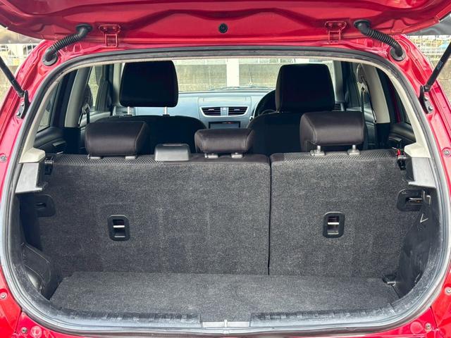 スイフトスポーツ ベースグレード　車検令和８年８月／６速ミッション車／ＳＤナビ／Ｂｌｕｅｔｏｏｔｈ／フルセグＴＶ／バックモニター／クルーズコントロール／ＥＴＣ（10枚目）