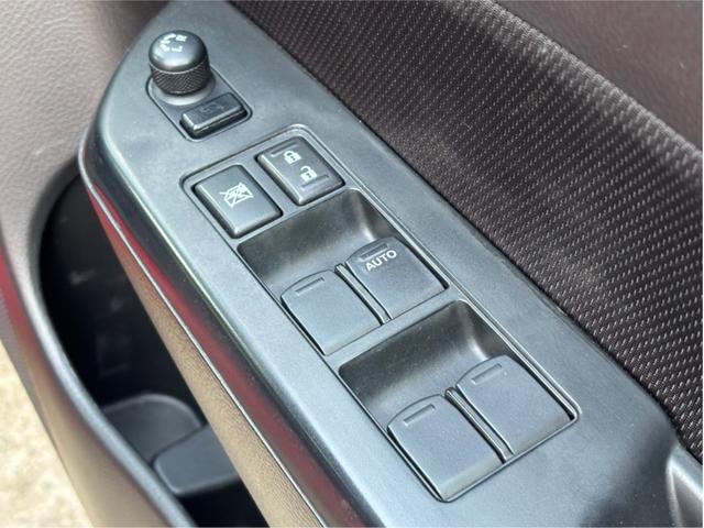 スイフトスポーツ ベースグレード　車検令和８年８月／６速ミッション車／ＳＤナビ／Ｂｌｕｅｔｏｏｔｈ／フルセグＴＶ／バックモニター／クルーズコントロール／ＥＴＣ（26枚目）
