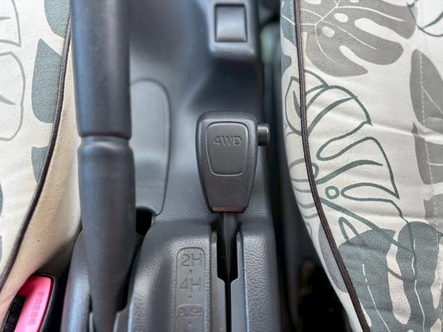 スクラムトラック 　４ＷＤ／ＭＴ車　ステージ２１　リゾートデュオバンビーノ　ポップアップ／インバーター／シンク／ＡＣ１００Ｖコンセント／給水タンク（16枚目）