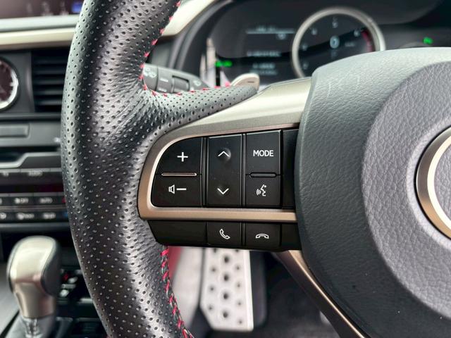 ＲＸ ＲＸ２００ｔ　Ｆスポーツ　メーカーナビ／サンルーフ／赤レザーシート／ヘッドアップディスプレイ／ブラインドスポットモニター／禁煙車（19枚目）