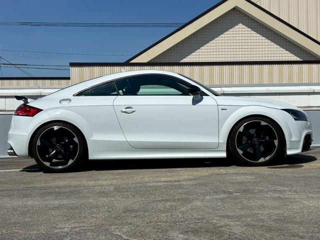 ＴＴクーペ １．８ＴＦＳＩ　Ｓラインコンペティション　純正ナビ／Ｂｌｕｅｔｏｏｔｈ／フルセグＴＶ／バックモニター／フライハイトマフラー／ツィーター／１オーナー／半革シート（2枚目）