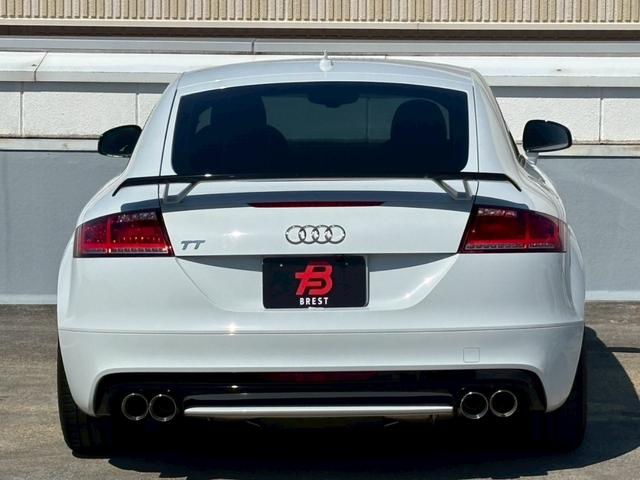 ＴＴクーペ １．８ＴＦＳＩ　Ｓラインコンペティション　純正ナビ／Ｂｌｕｅｔｏｏｔｈ／フルセグＴＶ／バックモニター／フライハイトマフラー／ツィーター／１オーナー／半革シート（4枚目）