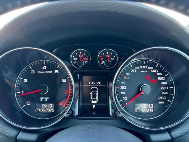 ＴＴクーペ １．８ＴＦＳＩ　Ｓラインコンペティション　純正ナビ／Ｂｌｕｅｔｏｏｔｈ／フルセグＴＶ／バックモニター／フライハイトマフラー／ツィーター／１オーナー／半革シート（11枚目）