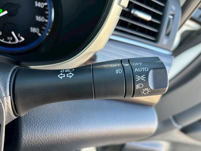 エルグランド ２５０ハイウェイスターＳ　純正９インチナビ／Ｂｌｕｅｔｏｏｔｈ／フルセグＴＶ／Ｂモニター／純正フリップダウンモニター／両側電動スライド／禁煙車／１オーナー（21枚目）
