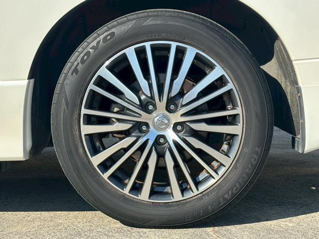 エルグランド ２５０ハイウェイスターＳ　純正９インチナビ／Ｂｌｕｅｔｏｏｔｈ／フルセグＴＶ／Ｂモニター／純正フリップダウンモニター／両側電動スライド／禁煙車／１オーナー（33枚目）