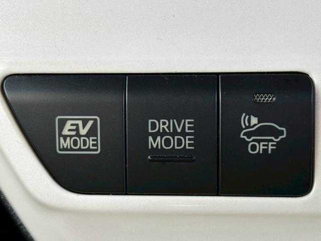 プリウス Ｓ　ＭＯＤＥＬＬＩＳＴＡ（モデリスタ）フルエアロ／ＬＥＤヘッドライト／純正ナビ／Ｂｌｕｅｔｏｏｔｈ／フルセグＴＶ／バックモニター／ＷｅｄｓＳｐｏｒｔ（ウェッズスポーツ）１７インチＡＷ（21枚目）