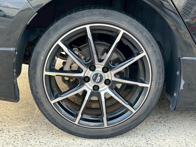 プリウス Ｓ　ＭＯＤＥＬＬＩＳＴＡ（モデリスタ）フルエアロ／ＬＥＤヘッドライト／純正ナビ／Ｂｌｕｅｔｏｏｔｈ／フルセグＴＶ／バックモニター／ＷｅｄｓＳｐｏｒｔ（ウェッズスポーツ）１７インチＡＷ（25枚目）