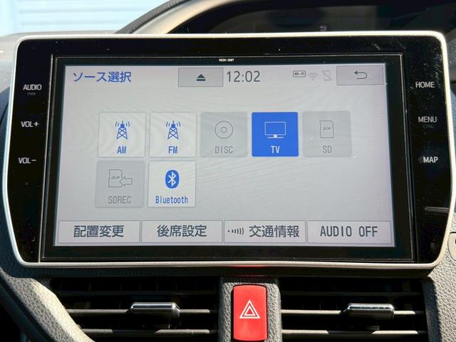 ヴォクシー ＺＳ　煌ＩＩ　ＭＯＤＥＬＬＩＳＴＡ／純正１０インチデカナビ／純正１２．１インチフリップダウンモニター／トヨタセーフティセンス／両側電動スライドドア／社外１８インチＡＷ（17枚目）