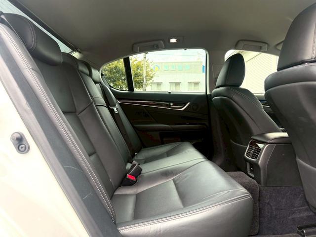 ＧＳ ＧＳ２５０　Ｉパッケージ　メーカーナビ／Ｂｌｕｅｔｏｏｔｈ／フルセグＴＶ／バックモニター／ドラレコ／クリアランスソナー／黒革シート／パワーシート／ベンチレーション機能／純正１７インチＡＷ（9枚目）