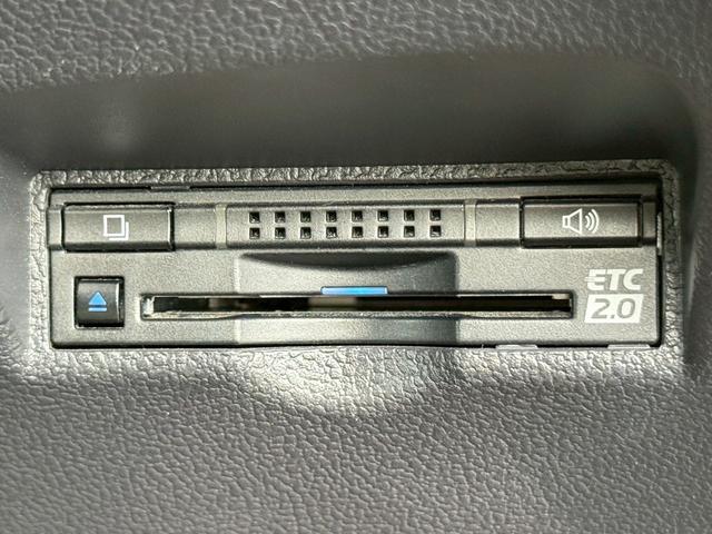 プリウスＰＨＶ Ｓナビパッケージ　純正１１．６インチナビ／Ｂｌｕｅｔｏｏｔｈ／フルセグＴＶ／バックモニター／トヨタセーフティセンス／１７インチＡＷ（27枚目）