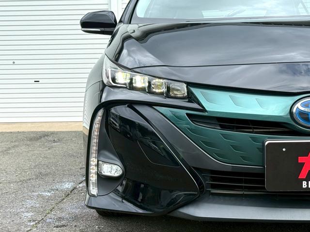 プリウスＰＨＶ Ｓナビパッケージ　純正１１．６インチナビ／Ｂｌｕｅｔｏｏｔｈ／フルセグＴＶ／バックモニター／トヨタセーフティセンス／１７インチＡＷ（29枚目）