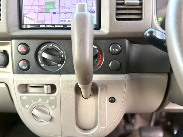 エブリイ ＰＣ　ＥＴＣ　ナビ　ＴＶ　キーレスエントリー　ＡＴ　盗難防止システム　衝突安全ボディ　エアコン　パワーステアリング　パワーウィンドウ（7枚目）