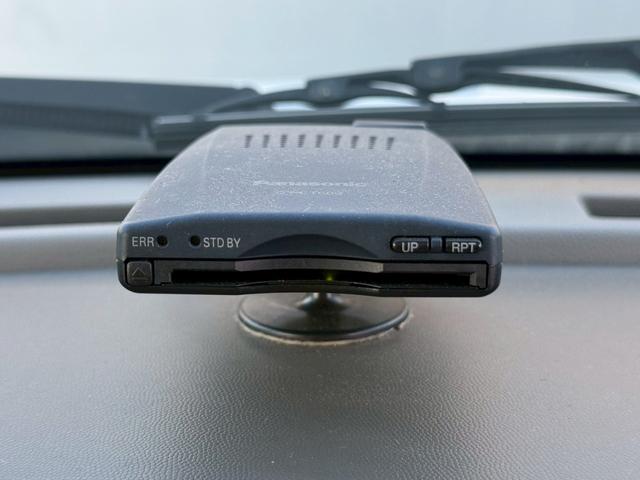 エブリイ ＰＣ　ＥＴＣ　ナビ　ＴＶ　キーレスエントリー　ＡＴ　盗難防止システム　衝突安全ボディ　エアコン　パワーステアリング　パワーウィンドウ（12枚目）