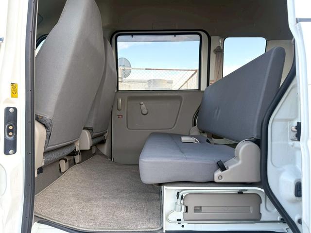 エブリイ ＰＣ　ＥＴＣ　ナビ　ＴＶ　キーレスエントリー　ＡＴ　盗難防止システム　衝突安全ボディ　エアコン　パワーステアリング　パワーウィンドウ（23枚目）