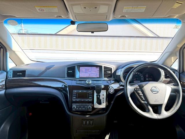 NISSAN ELGRAND 250HIGHWAY STAR BLACK LEATHER