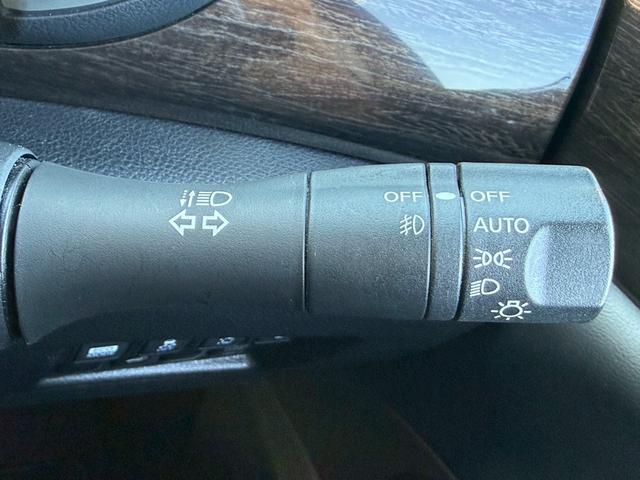 NISSAN ELGRAND 250HIGHWAY STAR BLACK LEATHER