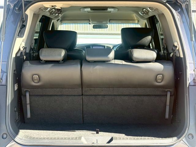 NISSAN ELGRAND 250HIGHWAY STAR BLACK LEATHER