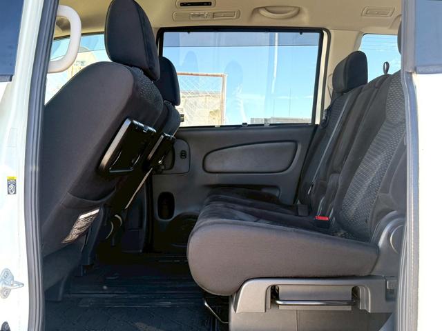 セレナ 20X S-ハイブリッドアドバンスドセーフティパック 純正ナビ/フルセグTV/純正フリップダウンモニター/アラウンドビューモニター/両側電動スライドドア/エマージェンシーブレーキ/フルセグTV/LEDヘッドライト(8枚目)