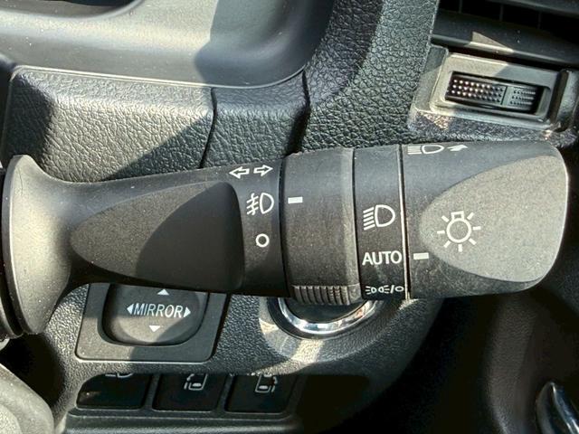 ハイエースワゴン 　１０人乗／ＡＬＰＩＮＥ１１チンチナビ／ＡＬＰＩＮＥ１２．８インチフリップダウンモニター／両側電動スライドドア／デジタルインナーミラー／ＬＥＤヘッドライト（28枚目）