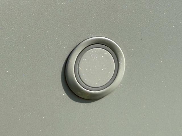 ハイエースワゴン 　１０人乗／ＡＬＰＩＮＥ１１チンチナビ／ＡＬＰＩＮＥ１２．８インチフリップダウンモニター／両側電動スライドドア／デジタルインナーミラー／ＬＥＤヘッドライト（37枚目）