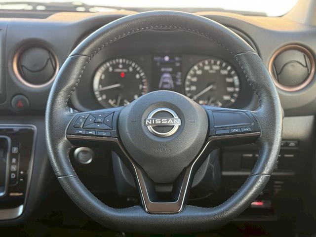 キャラバン グランドプレミアムＧＸ　マイルーム　純正ディスプレイオーディオ／Ｂｌｕｅｔｏｏｔｈ／アラウンドビューモニター／デジタルインナーミラー／ＬＥＤヘッドライト（14枚目）