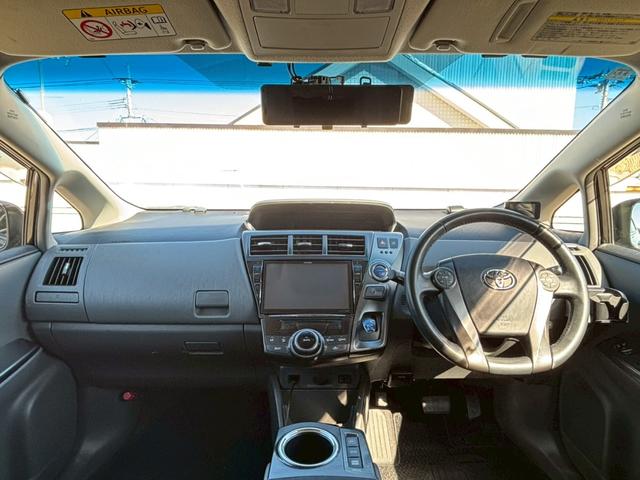 プリウスアルファ S チューン ブラック ALPINE9インチナビ/Bluetooth/フルセグTV/フリップダウンモニター/純正16インチAW/MODELLISTAエアロ/革巻ステアリング/クルーズコントロール/デジタルミラー+ドラレコ(5枚目)