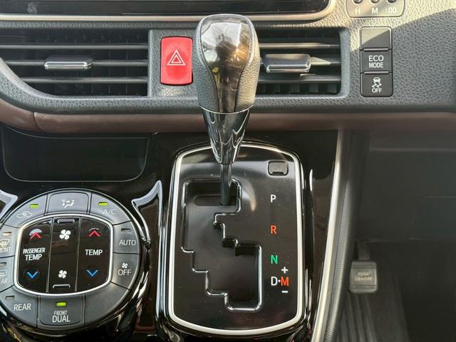 エスクァイア Gi 純正9インチデカナビ/Bluetooth/フルセグTV/バックモニター/純正11インチフリップダウンモニター/純正16インチAW/両側電動スライド/オートハイビーム/クルーズコントロール/ETC(26枚目)