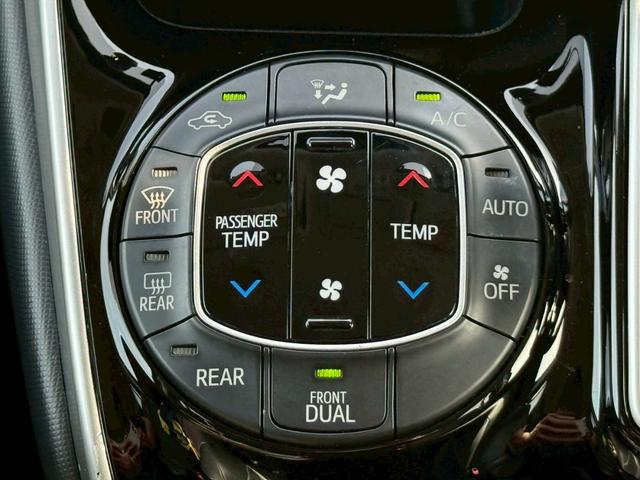 エスクァイア Gi 純正9インチデカナビ/Bluetooth/フルセグTV/バックモニター/純正11インチフリップダウンモニター/純正16インチAW/両側電動スライド/オートハイビーム/クルーズコントロール/ETC(30枚目)