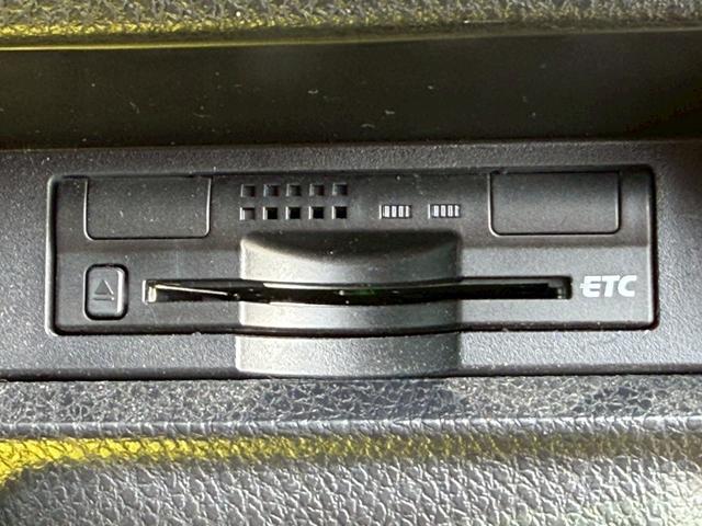 エスクァイア Gi 純正9インチデカナビ/Bluetooth/フルセグTV/バックモニター/純正11インチフリップダウンモニター/純正16インチAW/両側電動スライド/オートハイビーム/クルーズコントロール/ETC(32枚目)