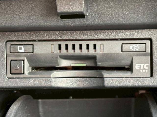 ヴェルファイア ２．５Ｚ　Ｇエディション　純正１０インチデカナビ／純正１２．１インチフリップダウンモニター／Ｂｌｕｅｔｏｏｔｈ／フルセグＴＶ／バックモニター／デジタルインナーミラー／フルレザーシート／パワーバックドア／両側電動スライド（32枚目）