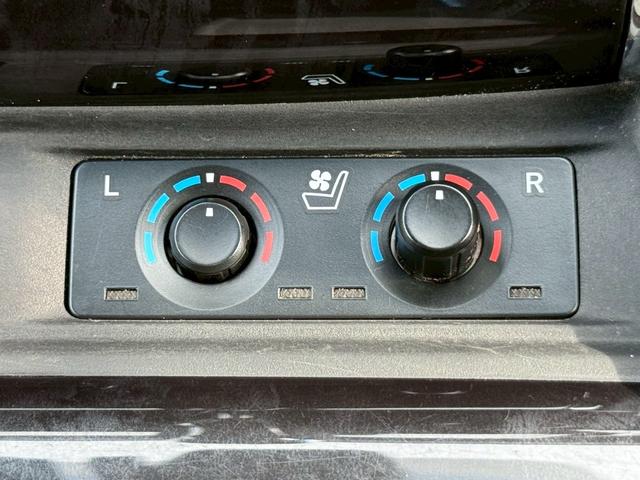 ヴェルファイア ２．５Ｚ　Ｇエディション　純正１０インチデカナビ／純正１２．１インチフリップダウンモニター／Ｂｌｕｅｔｏｏｔｈ／フルセグＴＶ／バックモニター／デジタルインナーミラー／フルレザーシート／パワーバックドア／両側電動スライド（34枚目）