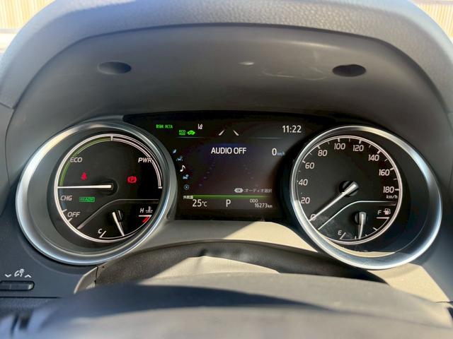 カムリ ＷＳレザーパッケージ　サンルーフ／パノラミックビューモニター／ブラインドスポットモニター／ヘッドアップディスプレイ／セーフティセンス／純正１６インチＡＷ／純正９インチディスプレイオーディオ＋ナビシートヒーター／プリクラ（11枚目）