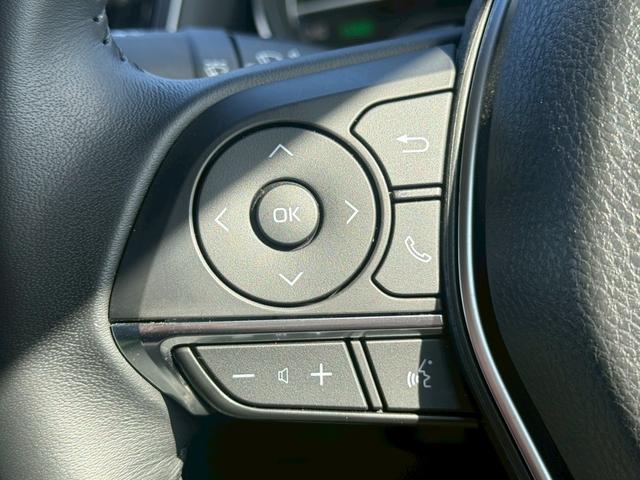 カムリ ＷＳレザーパッケージ　サンルーフ／パノラミックビューモニター／ブラインドスポットモニター／ヘッドアップディスプレイ／セーフティセンス／純正１６インチＡＷ／純正９インチディスプレイオーディオ＋ナビシートヒーター／プリクラ（16枚目）