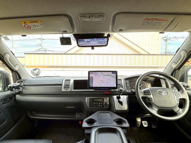 ハイエースワゴン グランドキャビン ALPINE11インチナビ/Bluetooth/フルセグTV/パノラミックビューモニター/デジタルミラー/電動スライド/トヨタセーフティセンス/CRIMSON(クリムソン) BARBERO17インチ(5枚目)