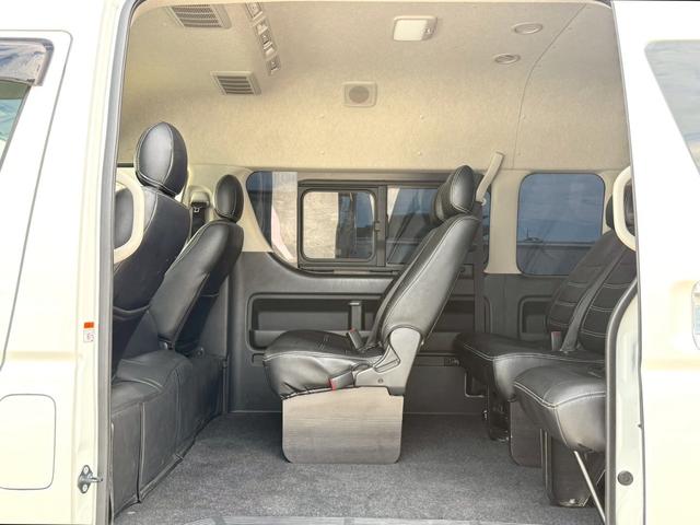 ハイエースワゴン グランドキャビン ALPINE11インチナビ/Bluetooth/フルセグTV/パノラミックビューモニター/デジタルミラー/電動スライド/トヨタセーフティセンス/CRIMSON(クリムソン) BARBERO17インチ(8枚目)