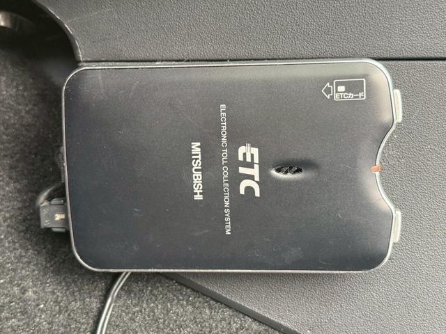 高速走行もスムーズにお支払いが可能な【ＥＴＣ】ご納車までにセットアップを行い、ご納車時にはご利用いただけるようにいたします。