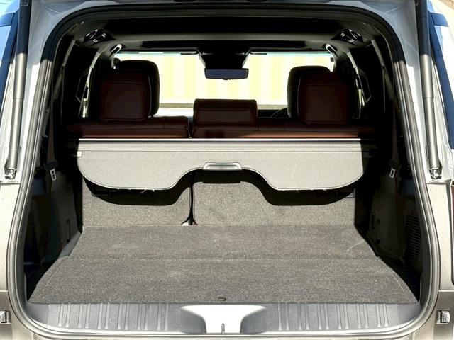 ランドクルーザー２５０ ＺＸ　ＭＯＤＥＬＬＩＳＴＡ／サンルーフ／オーバーフェンダー／フェンダー・バックドアガーニッシュ／リヤバンパーステップガード／リヤスポイラー／純正１２．３インチナビ／パノラマモニター／ＨＵＤ／ＢＳＭ（12枚目）