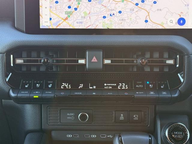 ランドクルーザー２５０ ＺＸ　ＭＯＤＥＬＬＩＳＴＡ／サンルーフ／オーバーフェンダー／フェンダー・バックドアガーニッシュ／リヤバンパーステップガード／リヤスポイラー／純正１２．３インチナビ／パノラマモニター／ＨＵＤ／ＢＳＭ（32枚目）