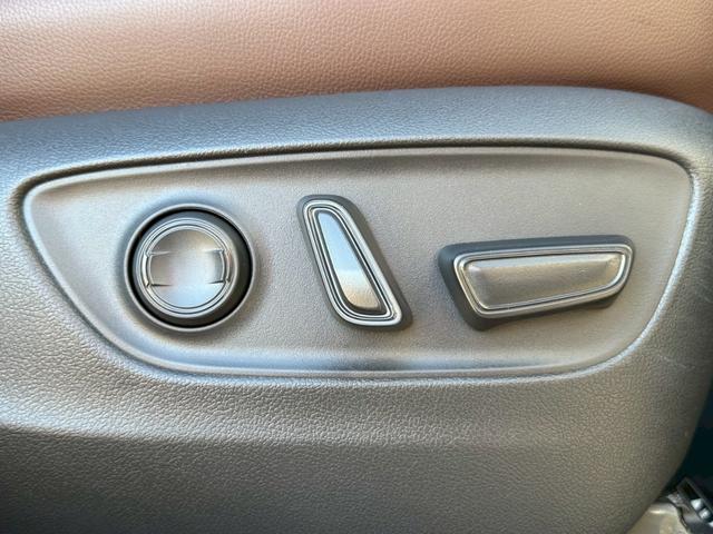 ランドクルーザー２５０ ＺＸ　ＭＯＤＥＬＬＩＳＴＡ／サンルーフ／オーバーフェンダー／フェンダー・バックドアガーニッシュ／リヤバンパーステップガード／リヤスポイラー／純正１２．３インチナビ／パノラマモニター／ＨＵＤ／ＢＳＭ（34枚目）