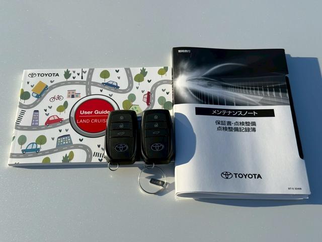 ランドクルーザー２５０ ＺＸ　ＭＯＤＥＬＬＩＳＴＡ／サンルーフ／オーバーフェンダー／フェンダー・バックドアガーニッシュ／リヤバンパーステップガード／リヤスポイラー／純正１２．３インチナビ／パノラマモニター／ＨＵＤ／ＢＳＭ（43枚目）
